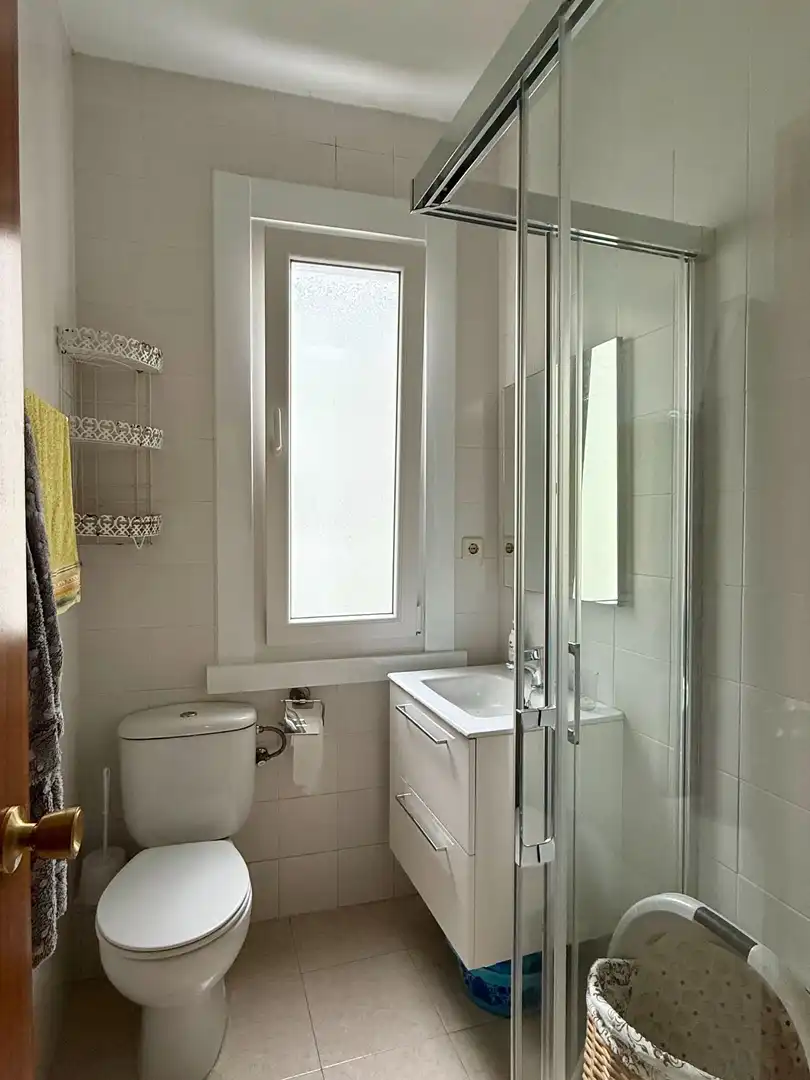 Baño de Piso en venta en A Coruña Capital  con Amueblado