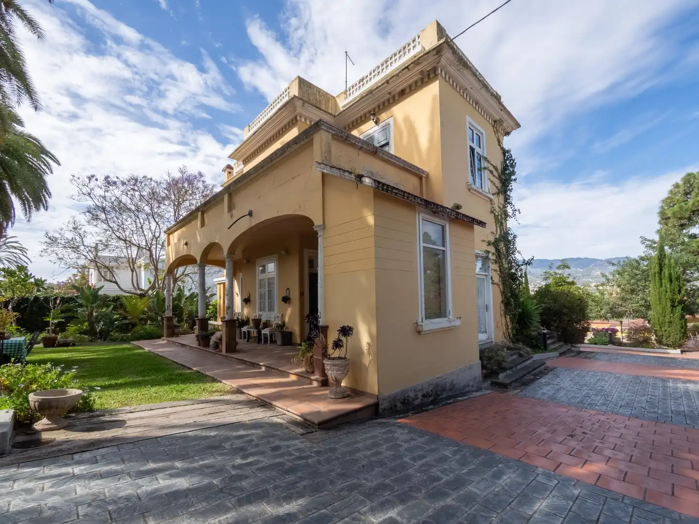 Außenansicht von Haus oder Chalet zum Verkauf in Santa Brígida mit Privatgarten, Terrasse und Abstellraum
