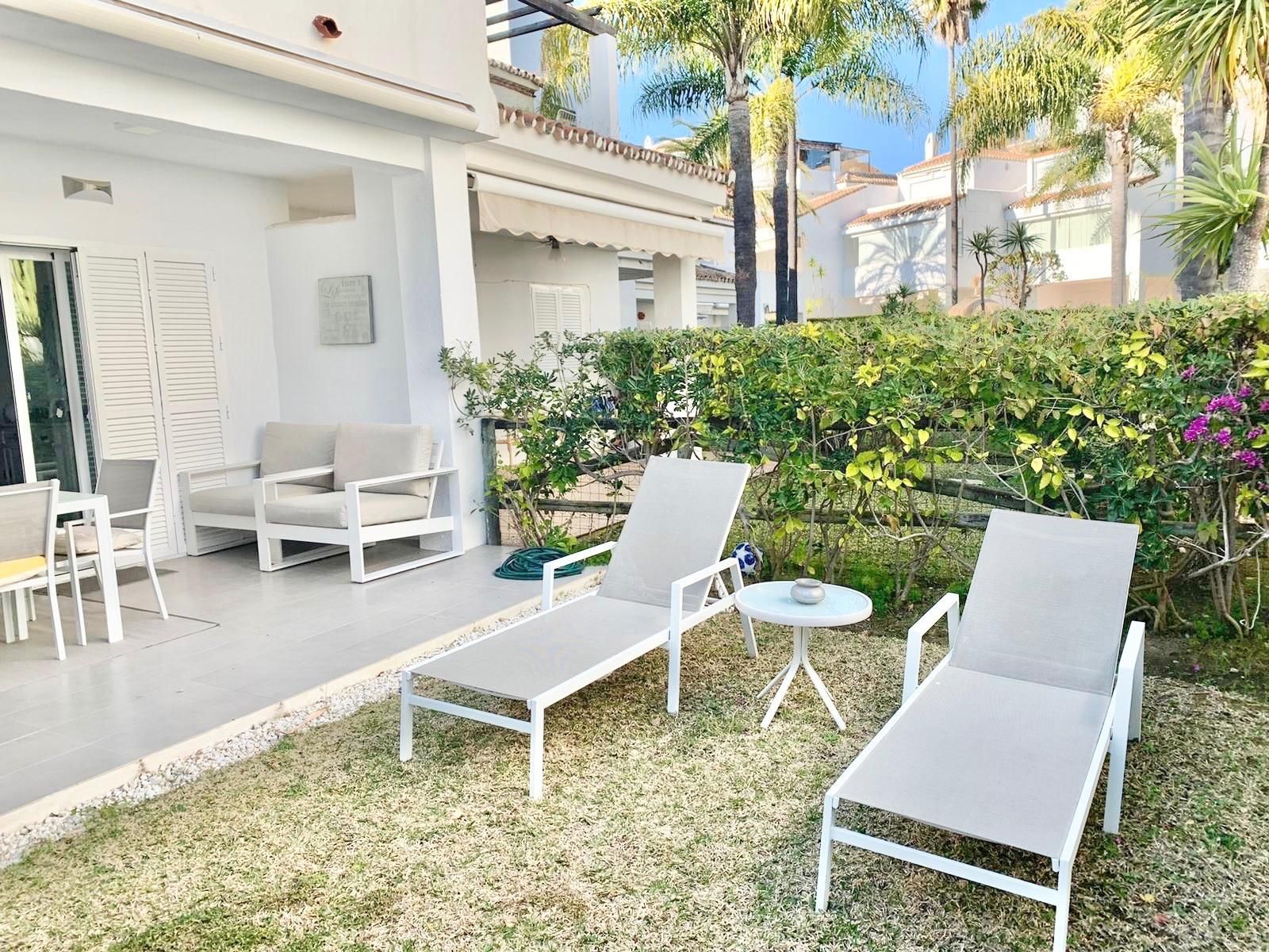 Terrassa de Casa adosada de lloguer en Marbella amb Aire condicionat, Jardí privat i Terrassa