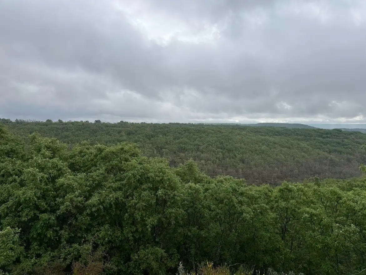 Casa adosada en venda en Garrafe de Torío amb Calefacció, Jardí privat i Parquet