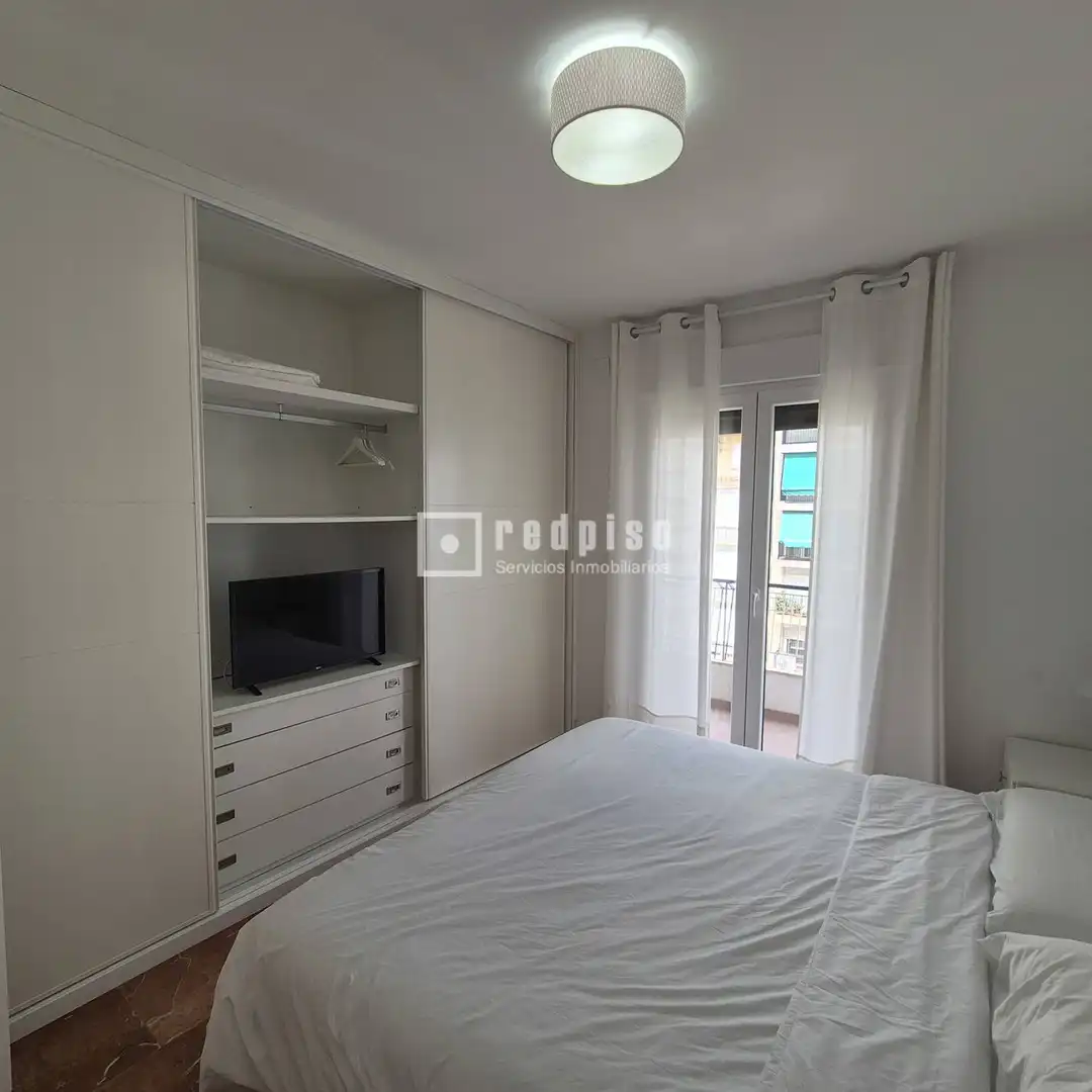 Bedroom of Flat for rent in Sevilla  with Air Conditioner, Terrace and Storage room