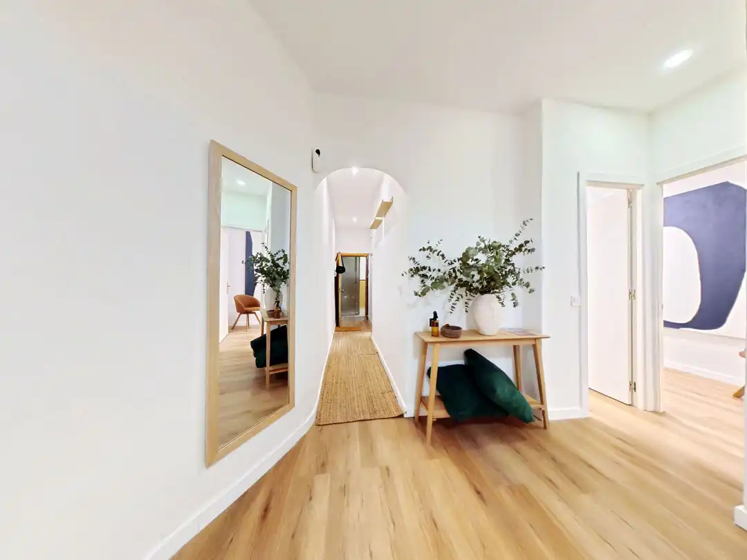 Flat for sale in Madrid  with Heating and Furnished