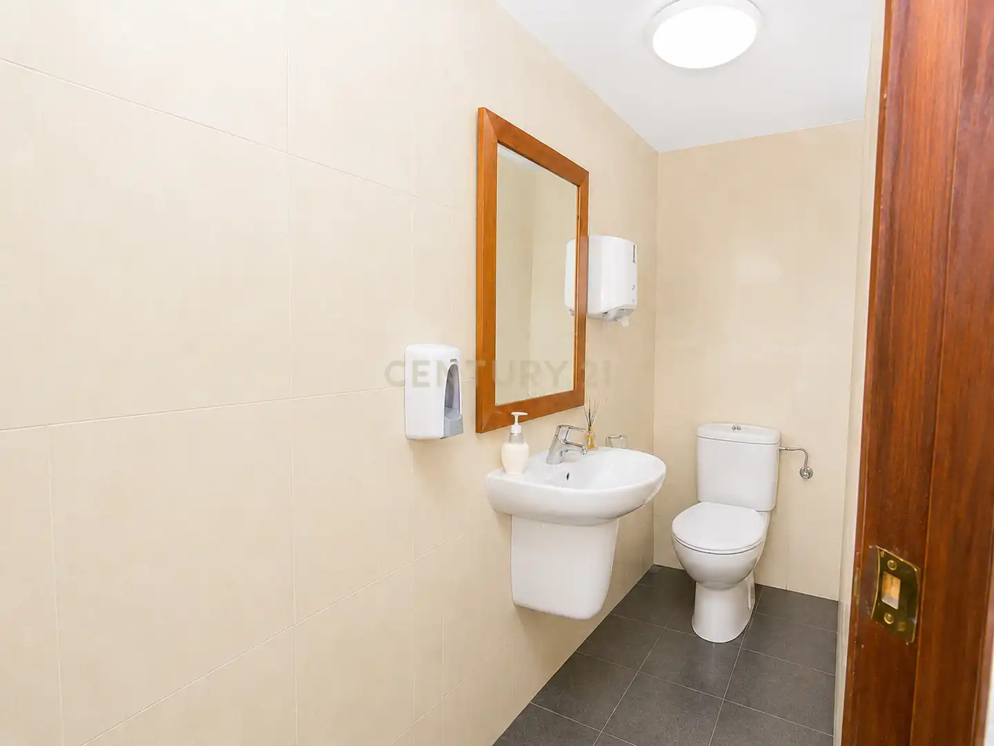 Business premises for sale in Calle Padre Fernando Alcina, Ontinyent, Spain 4 y 6 Izq.- 6 dr.-, imagen 7