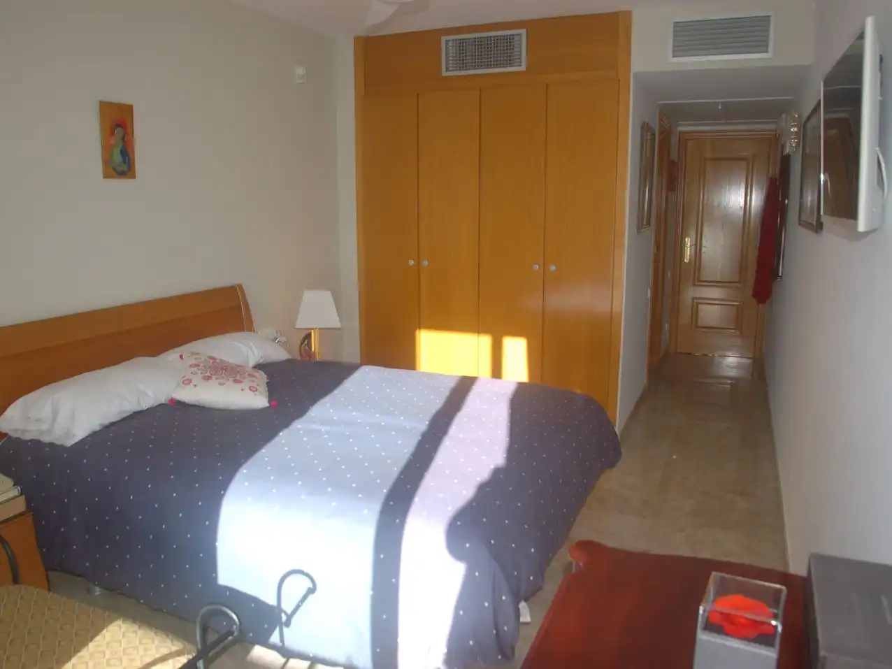 Habitación de Piso en venta en L'Hospitalet de Llobregat con Aire acondicionado, Terraza y Balcón
