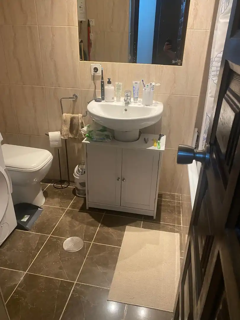 Bathroom of Study for sale in Torremolinos  with Air Conditioner, Heating and Community pool