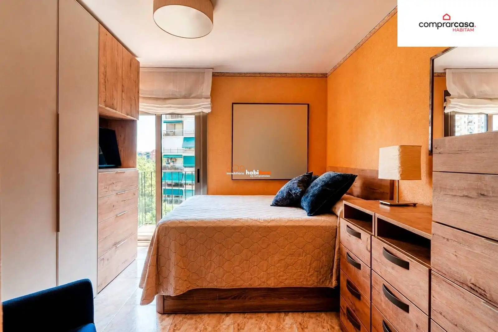 Habitación de Piso en venta en Barcelona con Aire acondicionado, Calefacción y Balcón