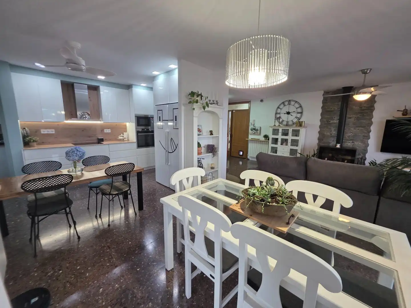 Comedor de Casa o chalet en venta en Castellar del Vallès con Calefacción, Terraza y Piscina