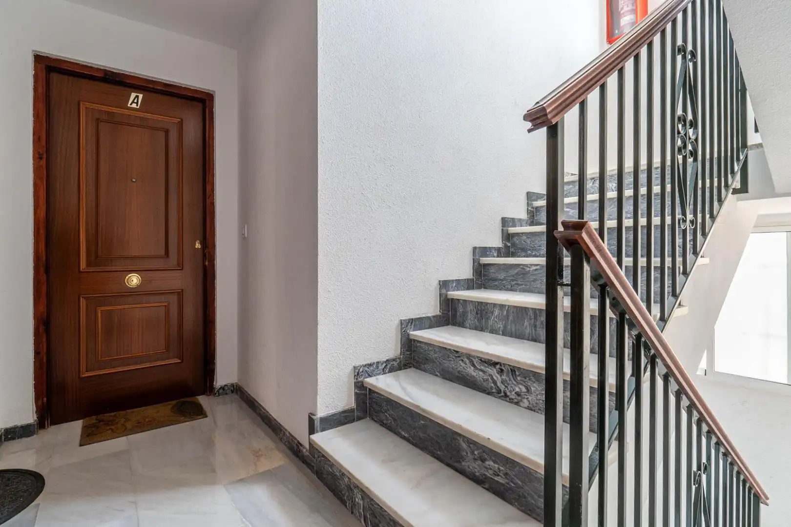 Flat for rent in Calle Calle de la Veleta, 14, Poniente