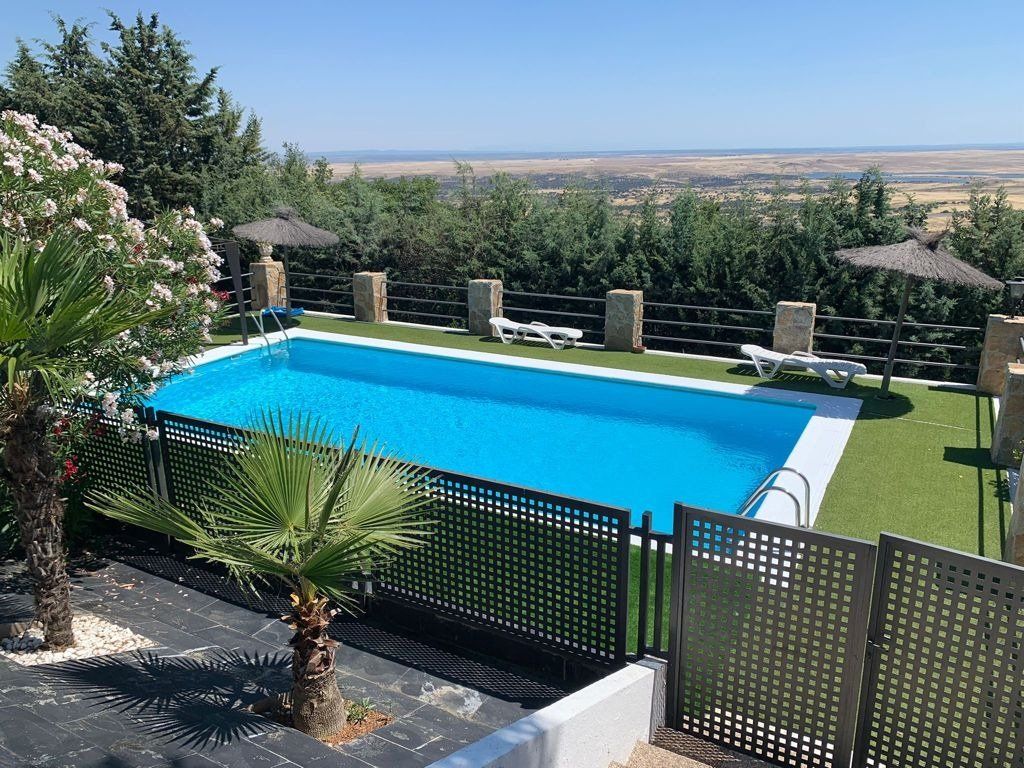 Swimming pool of House or chalet for sale in Cáceres Capital  with Air Conditioner, Terrace and Swimming Pool