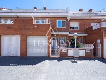 Maison à vendre à Passatge de Formigosa