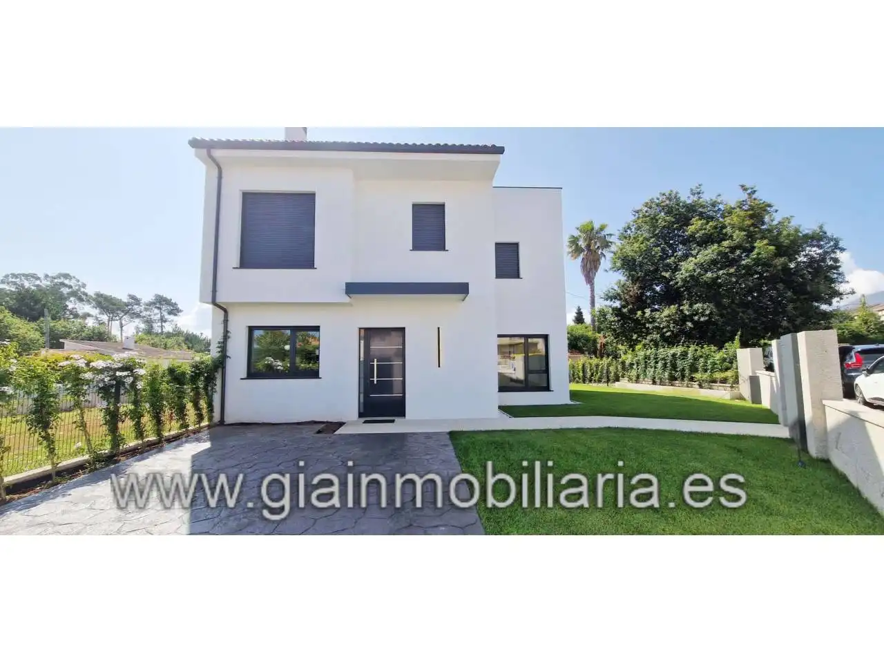 Vista exterior de Casa o xalet en venda en Baiona amb Calefacció, Jardí privat i Terrassa
