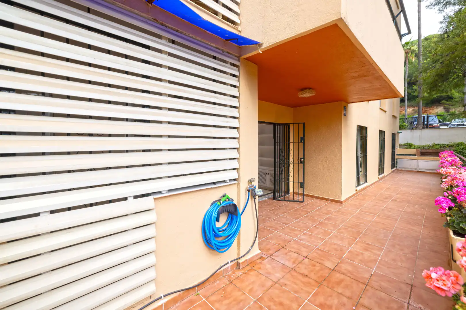 Exterior view of Flat for sale in Marbella  with Terrace and Storage room