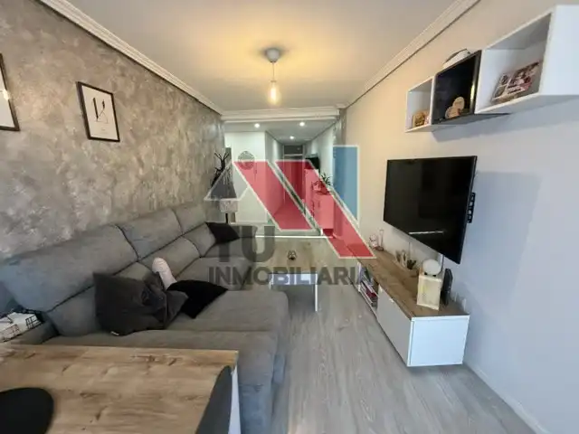 Sala de estar de Piso en venta en Fuensalida con Aire acondicionado, Calefacción y Parquet