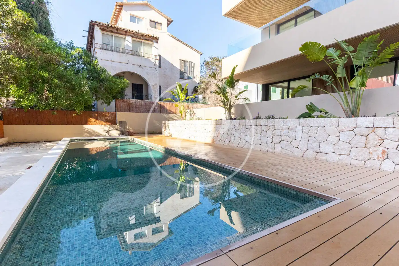 Swimming pool of Flat for sale in  Palma de Mallorca  with Air Conditioner, Heating and Private garden