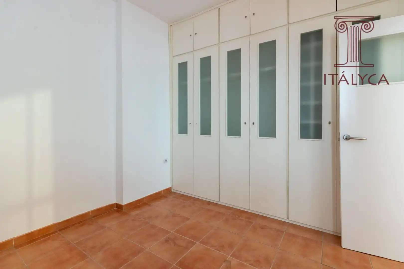 Schlafzimmer von Wohnung zum Verkauf in Sevilla mit Klimaanlage und Heizung