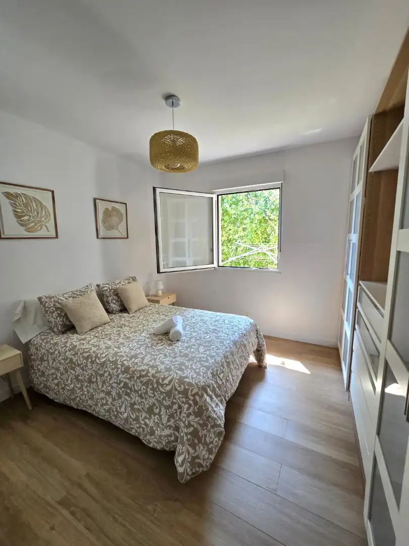 Flat for rent in Calle Fogoneros, Roces