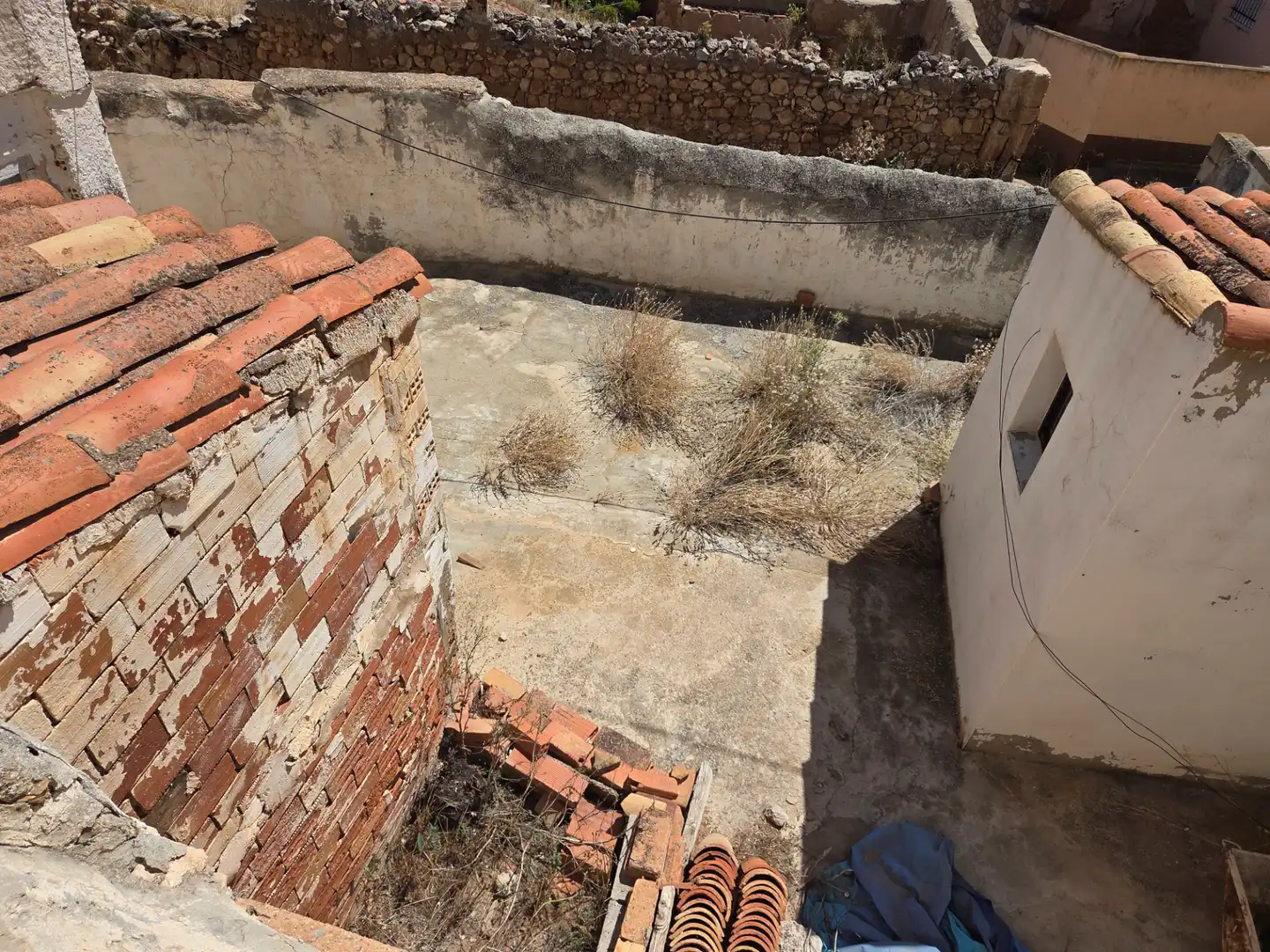 Casa o xalet en venda en Alfambra amb Terrassa i Moblat