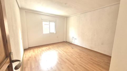 Photo 3 of Flat for sale in Juzgados, Valencia