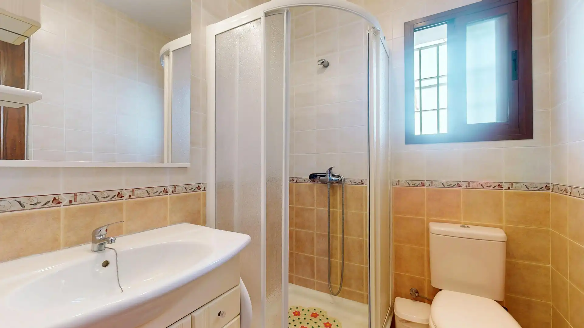 Baño de Terreno en venta en Montecorto