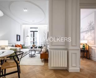 Living room of Apartment for sale in Donostia - San Sebastián   with Air Conditioner, Heating and Balcony