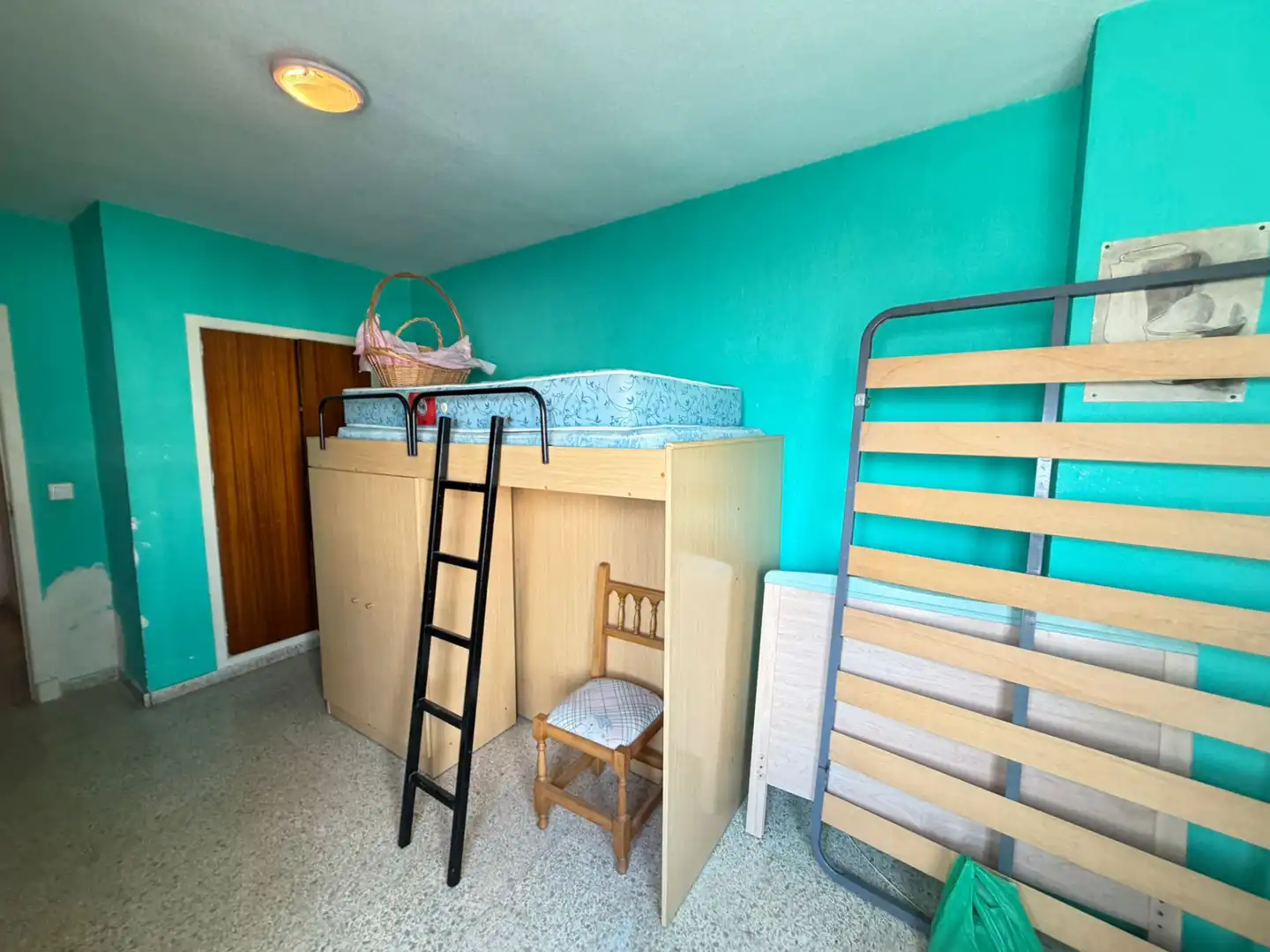 Habitación de Piso en venta en Pilar de la Horadada con Amueblado, Horno y Balcón