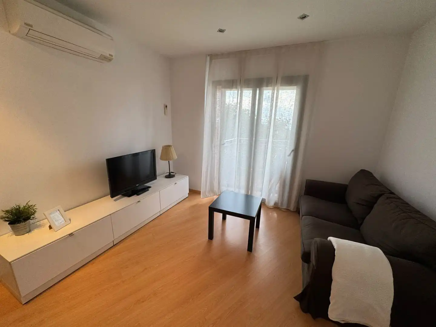 Oficina de alquiler en Blanes, Girona