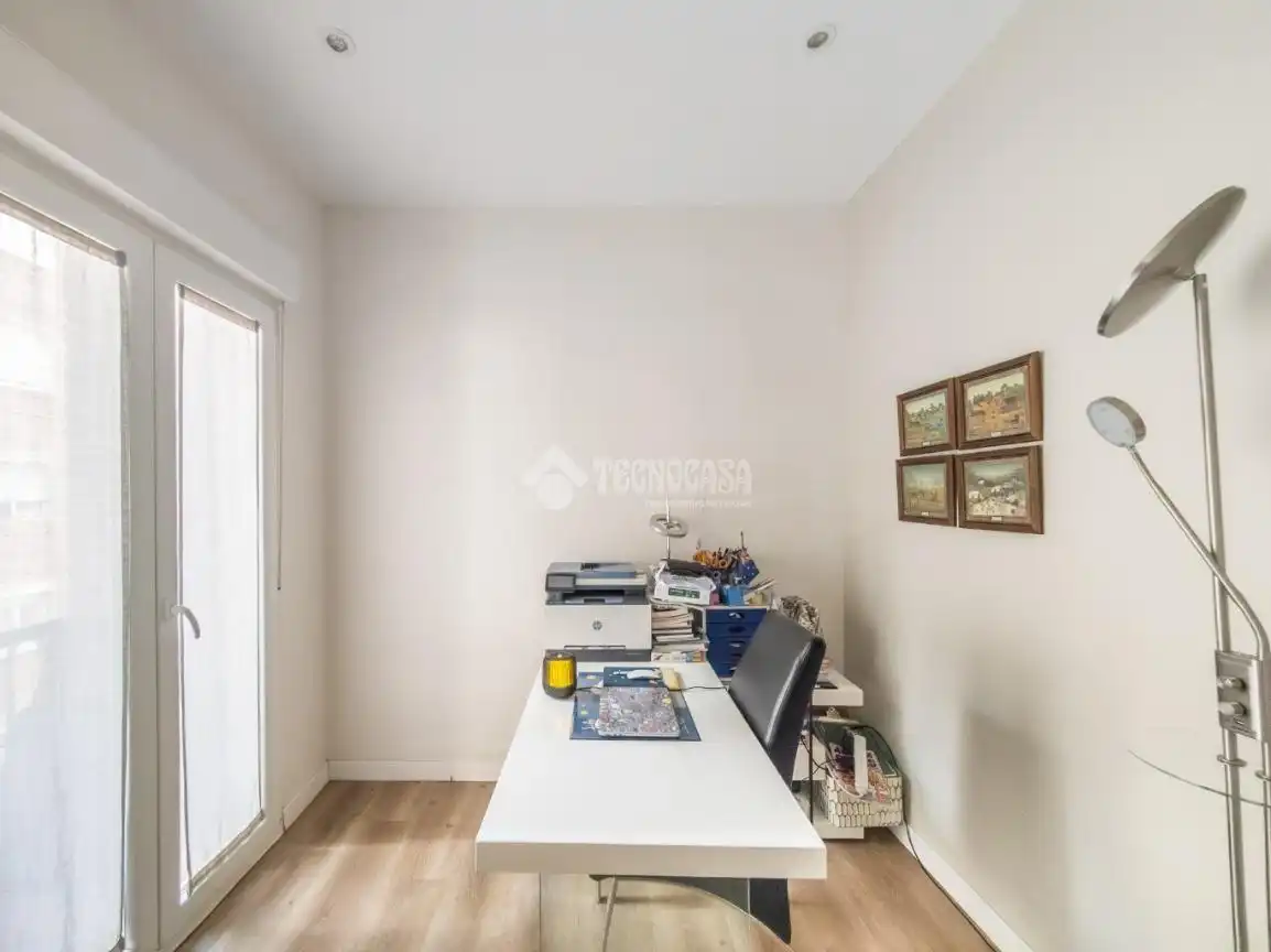 Flat for sale in Madrid  with Air Conditioner, Heating and Home automation