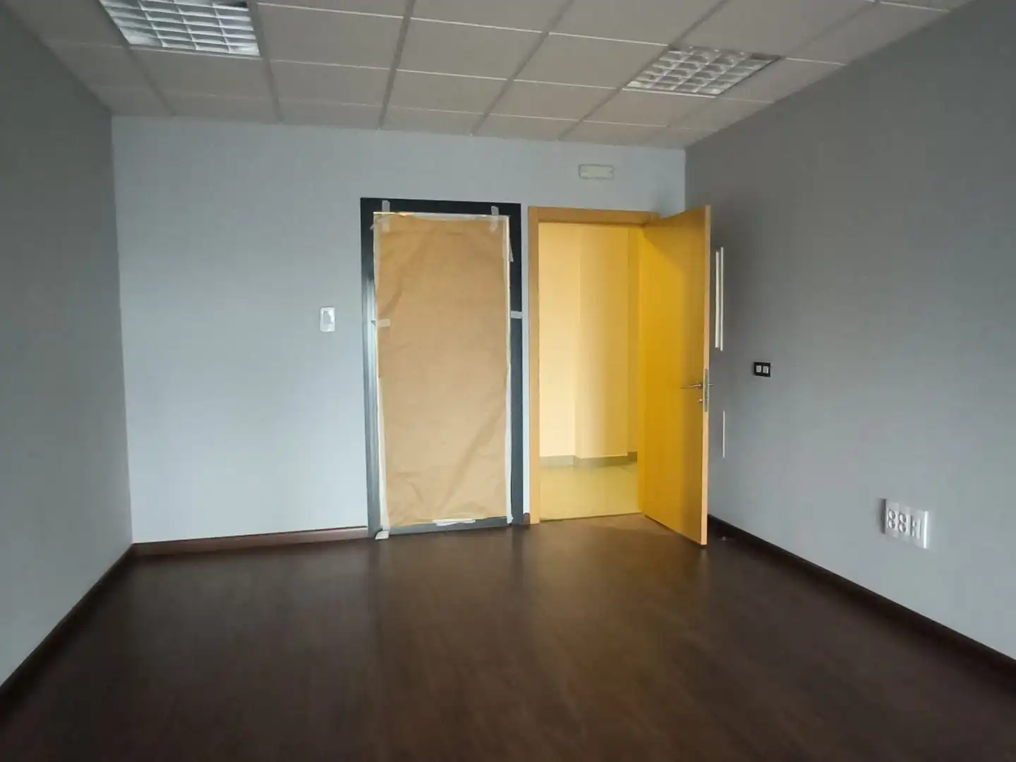 Gewerbefläche zum Verkauf in Salteras, imagen 3