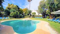 Schwimmbecken von Haus oder Chalet zum verkauf in Casares mit Klimaanlage, Heizung und Privatgarten