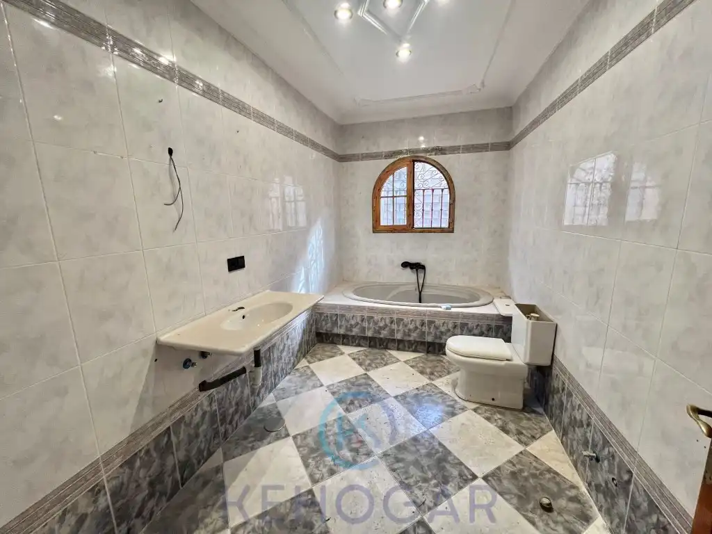 Baño de Casa o chalet en venta en Dos Hermanas con Piscina