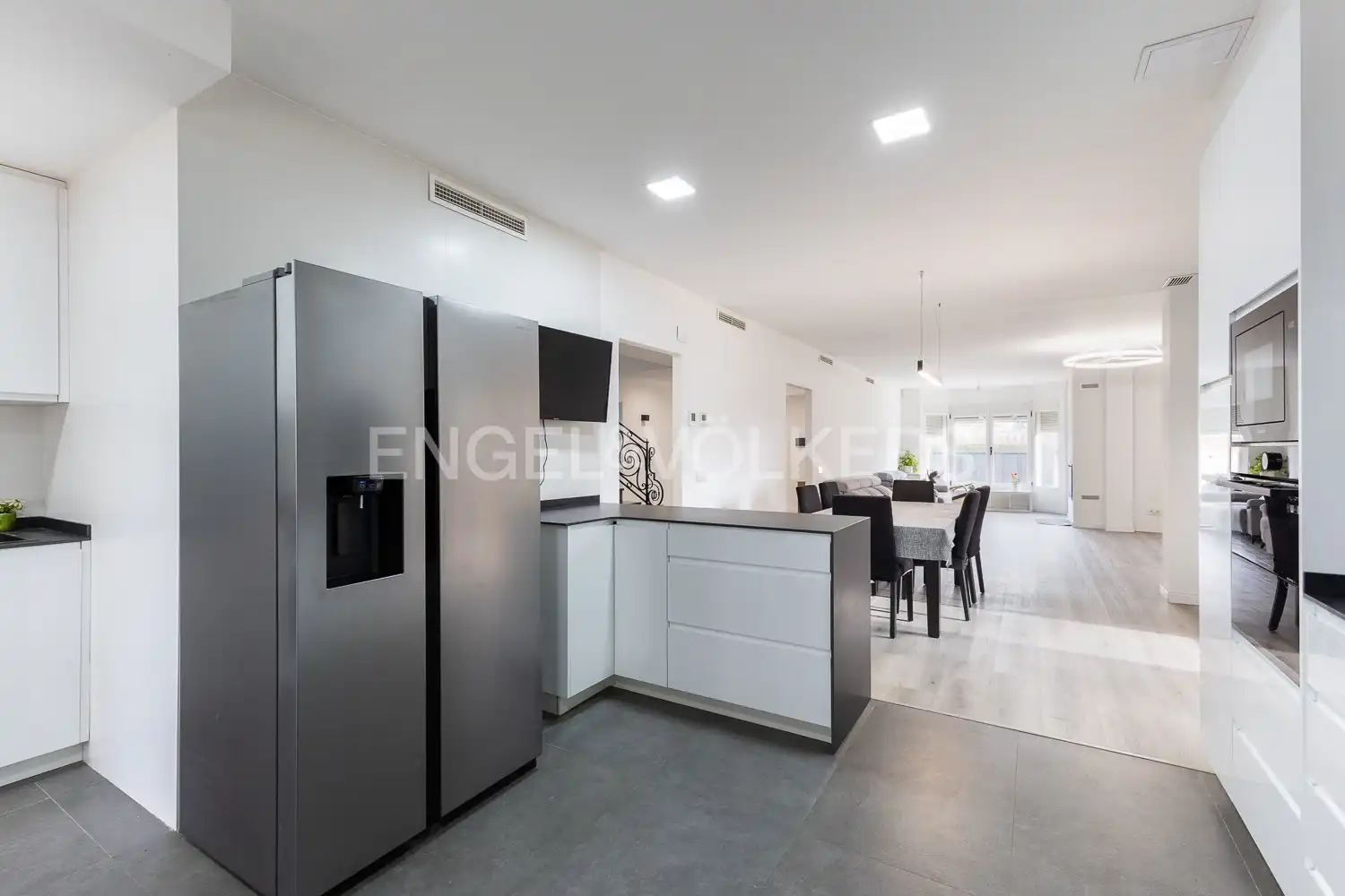 Kitchen of Houses for sale in L'Eliana  with Air Conditioner, Heating and Private garden