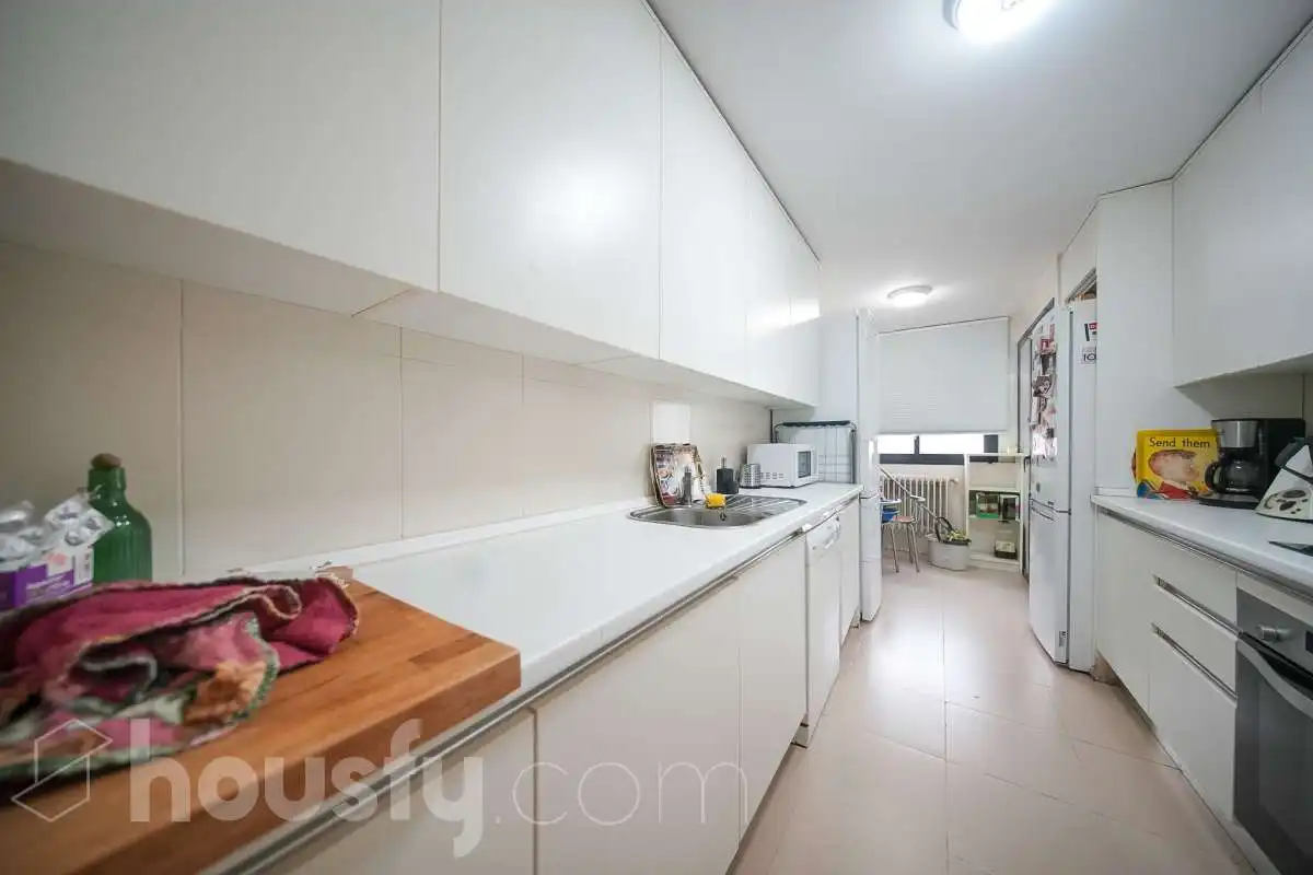 Cocina de Piso en venta en Madrid con Aire acondicionado, Calefacción y Trastero