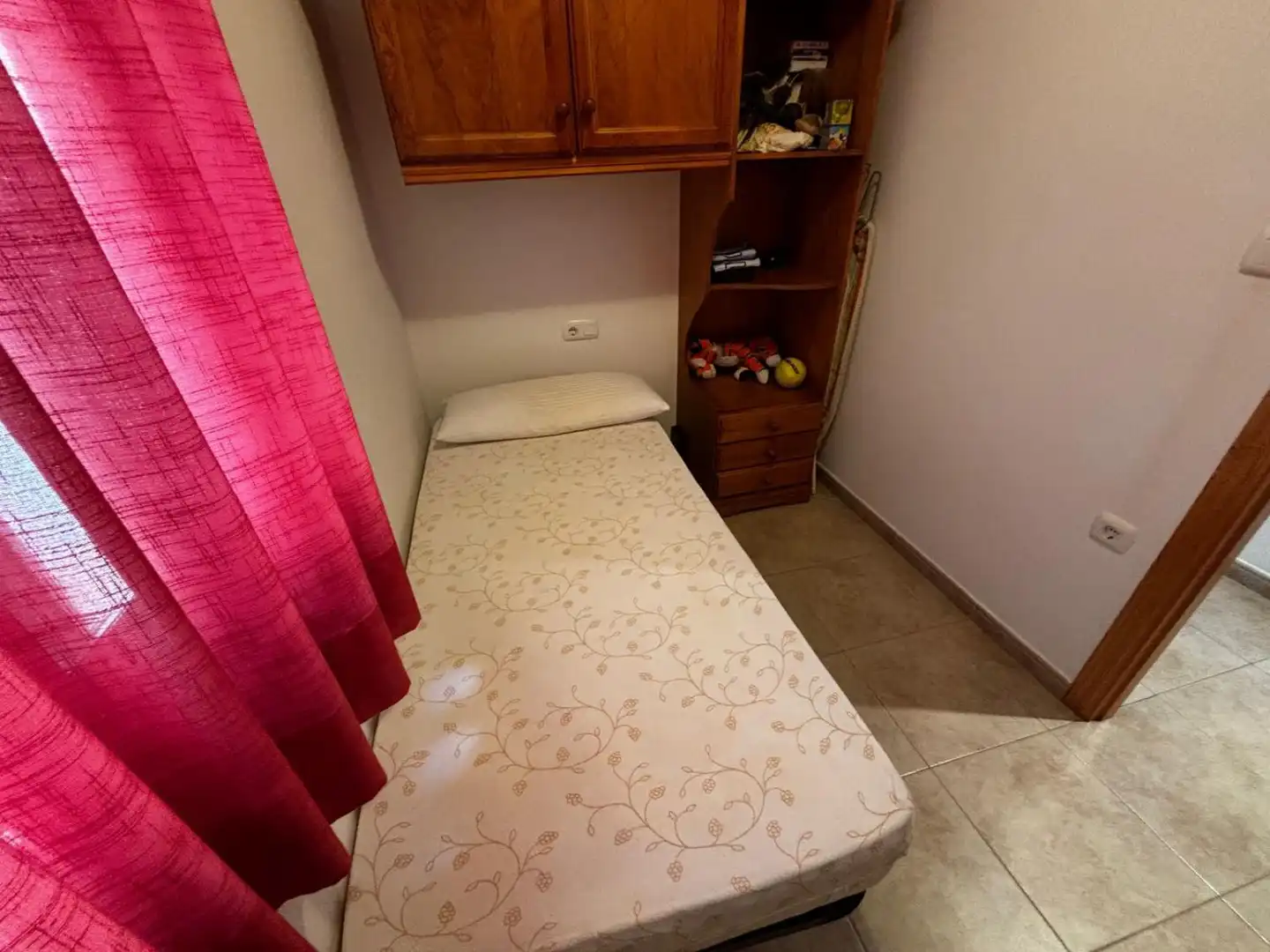 Dormitori de Apartament en venda en La Vall d'Uixó amb Terrassa, Moblat i Balcó