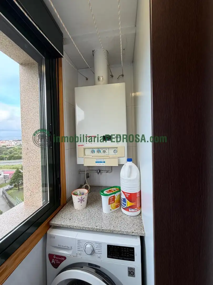 Terrasse von Wohnung zur Miete in Poio mit Heizung, Abstellraum und Möbliert