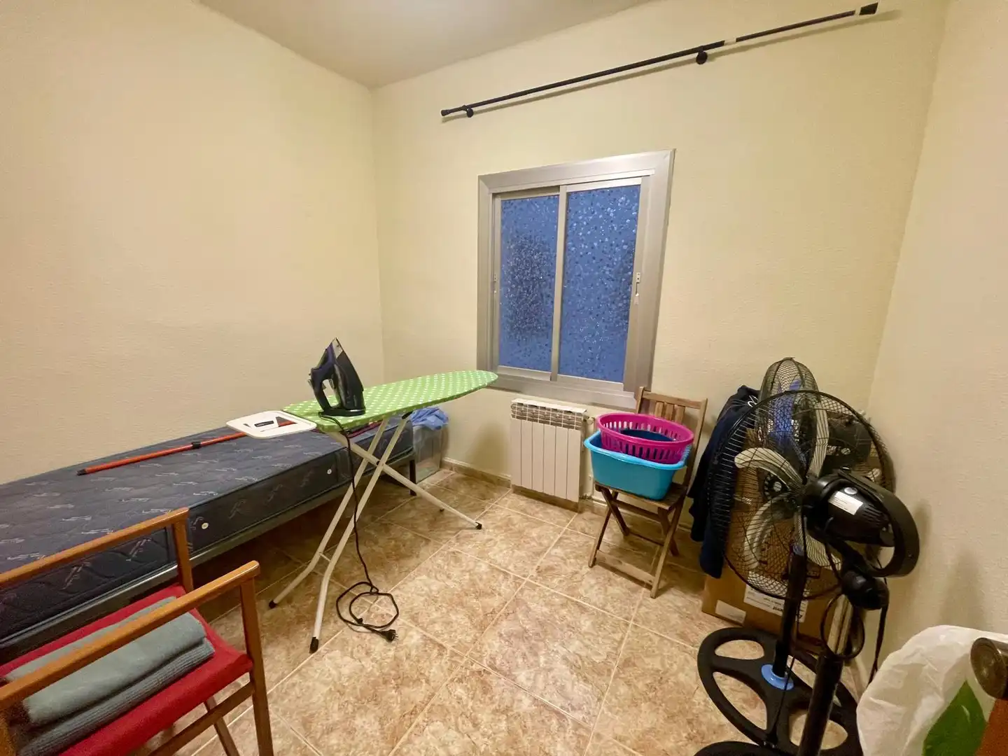 Maisonette zum Verkauf in Badalona mit Klimaanlage, Heizung und Terrasse