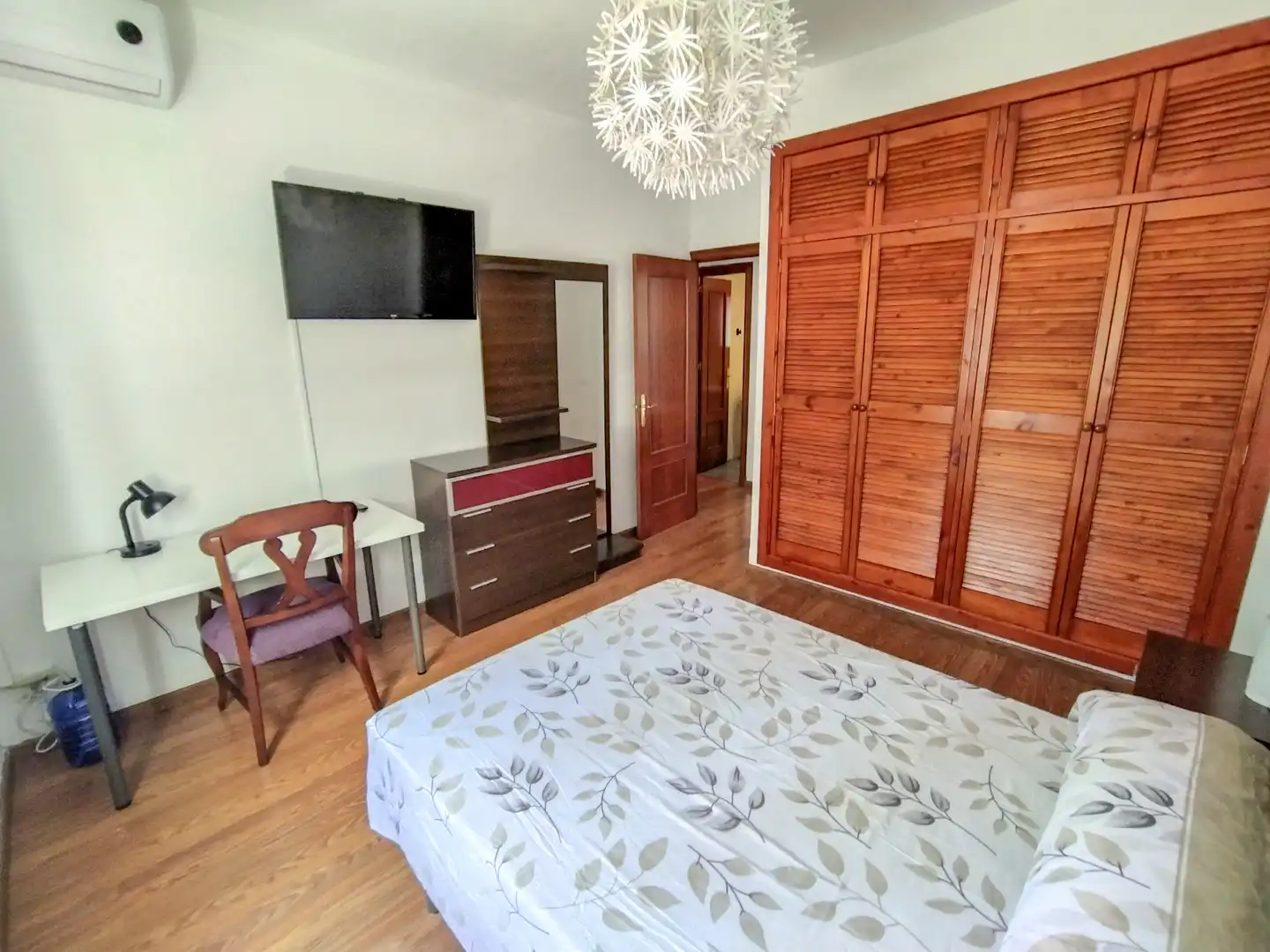 Bedroom of Flat for rent in Cádiz  with Parquet flooring, Furnished and Oven