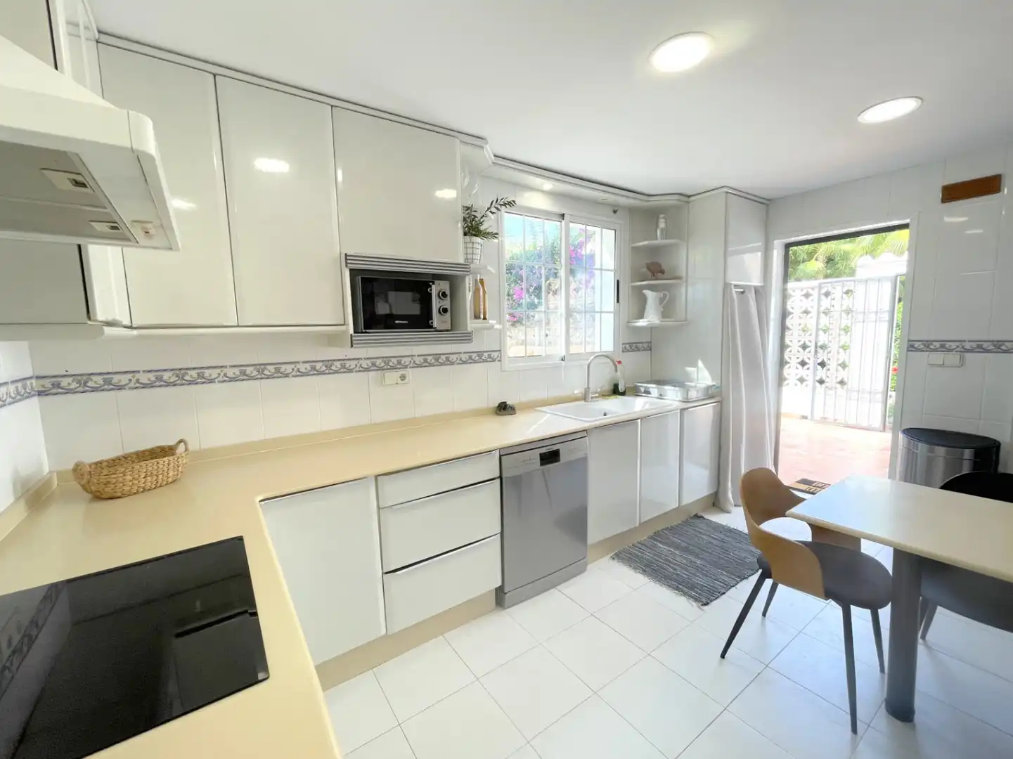 Cocina de Casa o chalet de alquiler en Jávea / Xàbia con Aire acondicionado, Calefacción y Jardín privado