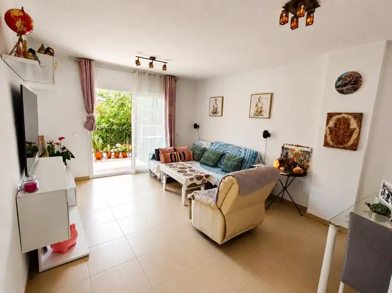 Piso en venta en Sierra de Estepona - Avda. de Andalucía