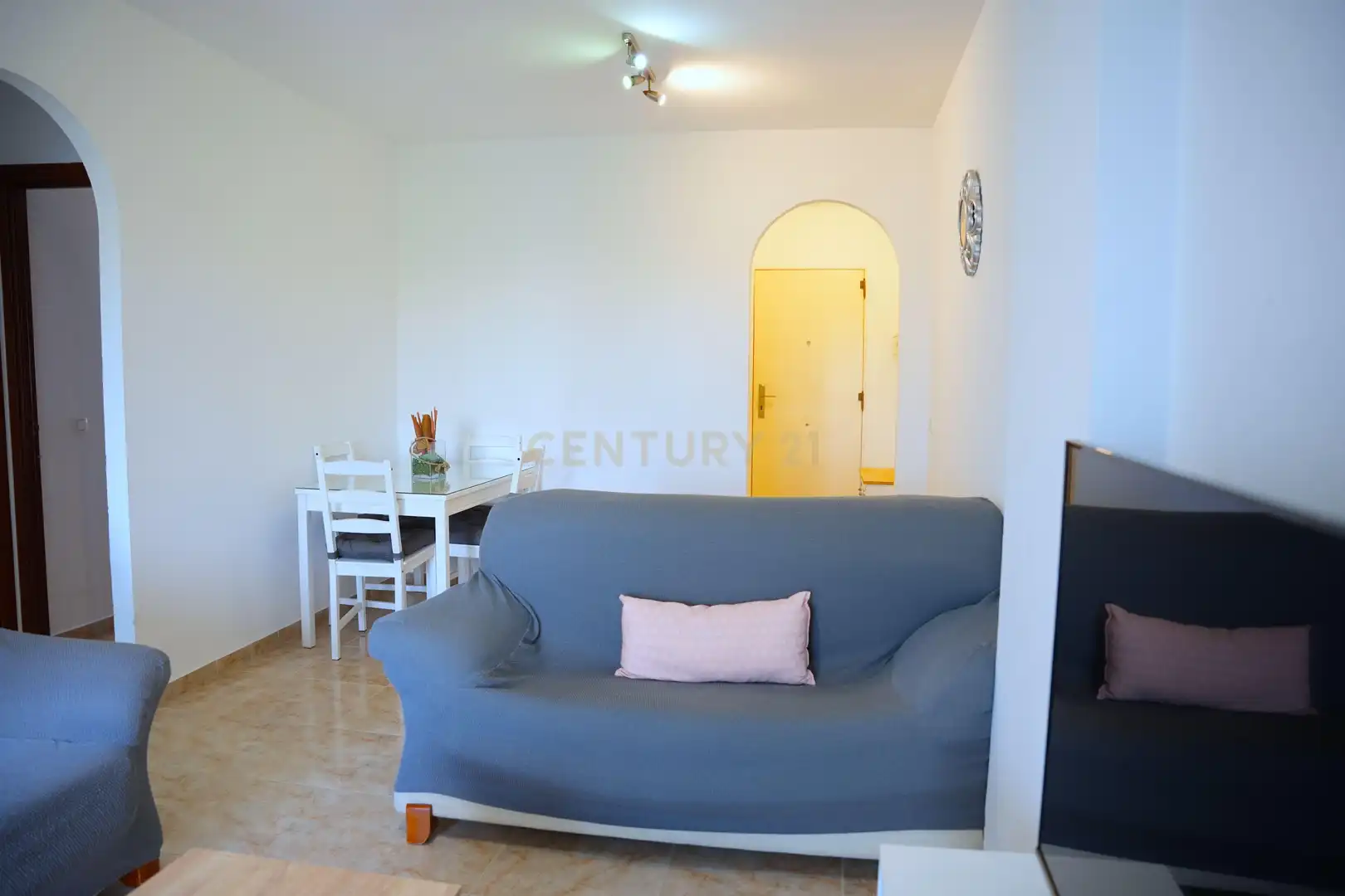 Living room of Flat for sale in Benalmádena  with Air Conditioner, Storage room and Oven