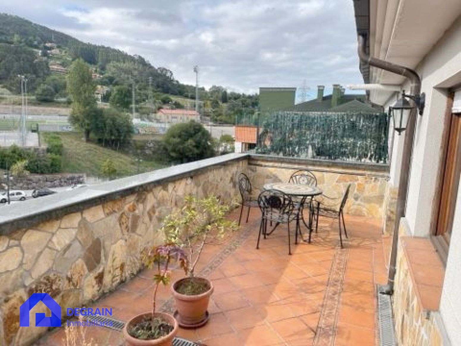 Terrasse von Dachboden zur Miete in Oviedo  mit Heizung, Parkett und Terrasse