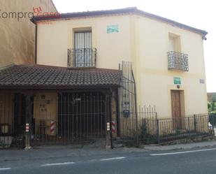 Country house to rent in Espirdo