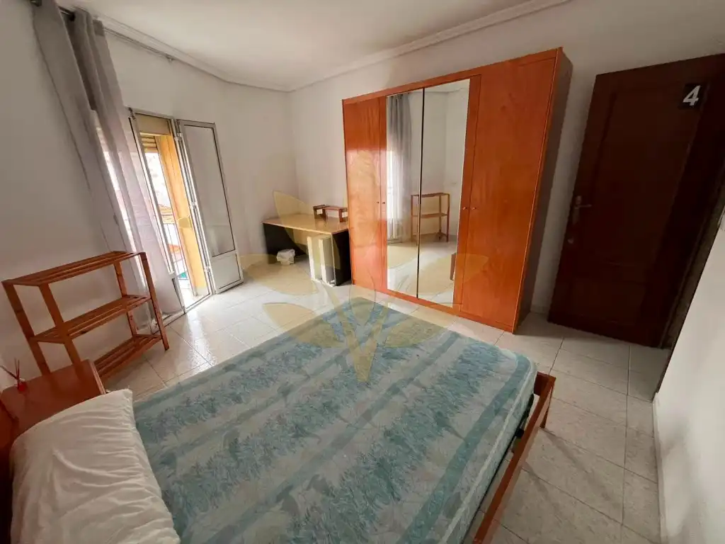 Flat for sale in Casco Antiguo