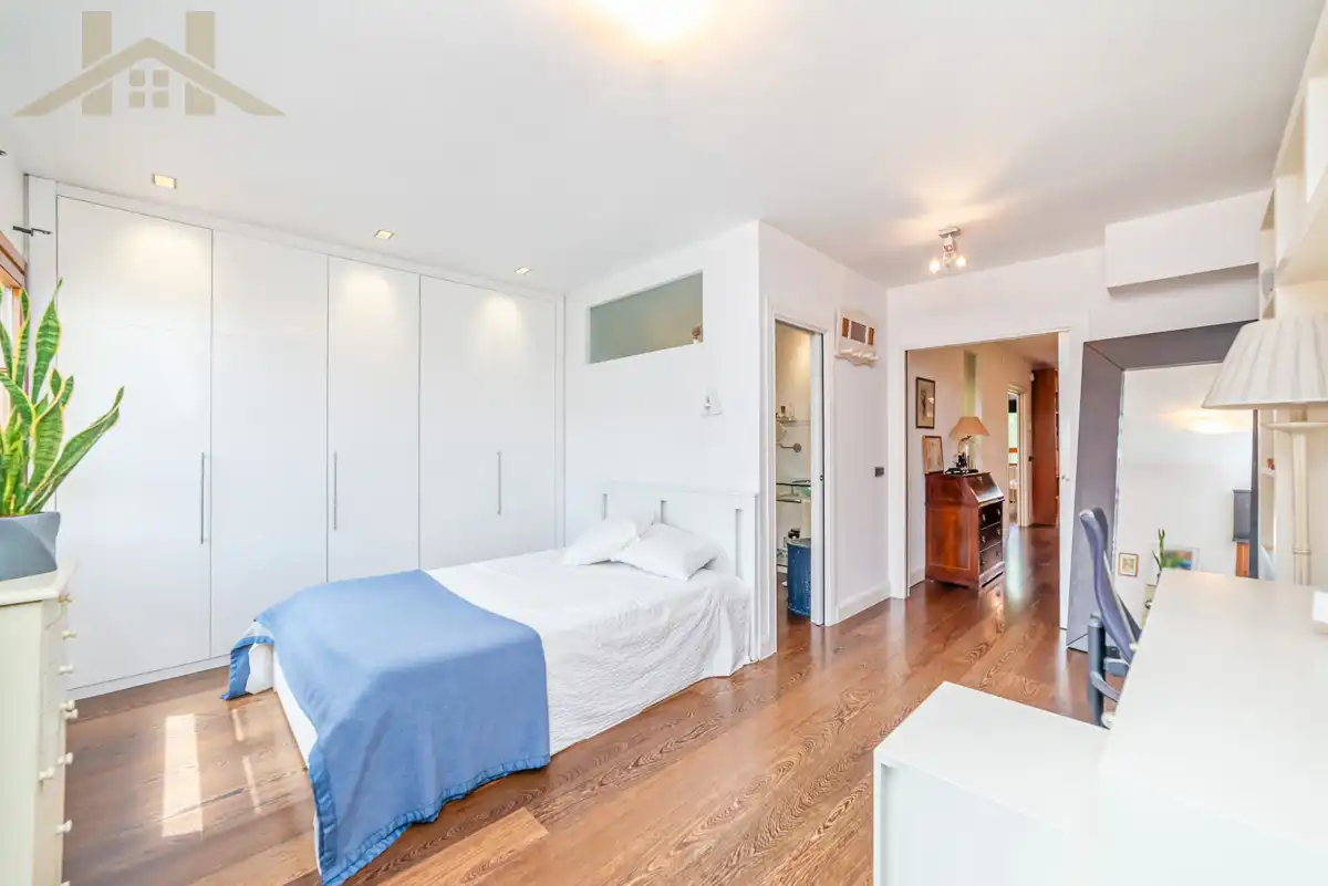 Bedroom of Detached homes for sale in Tres Cantos  with Air Conditioner, Heating and Private garden