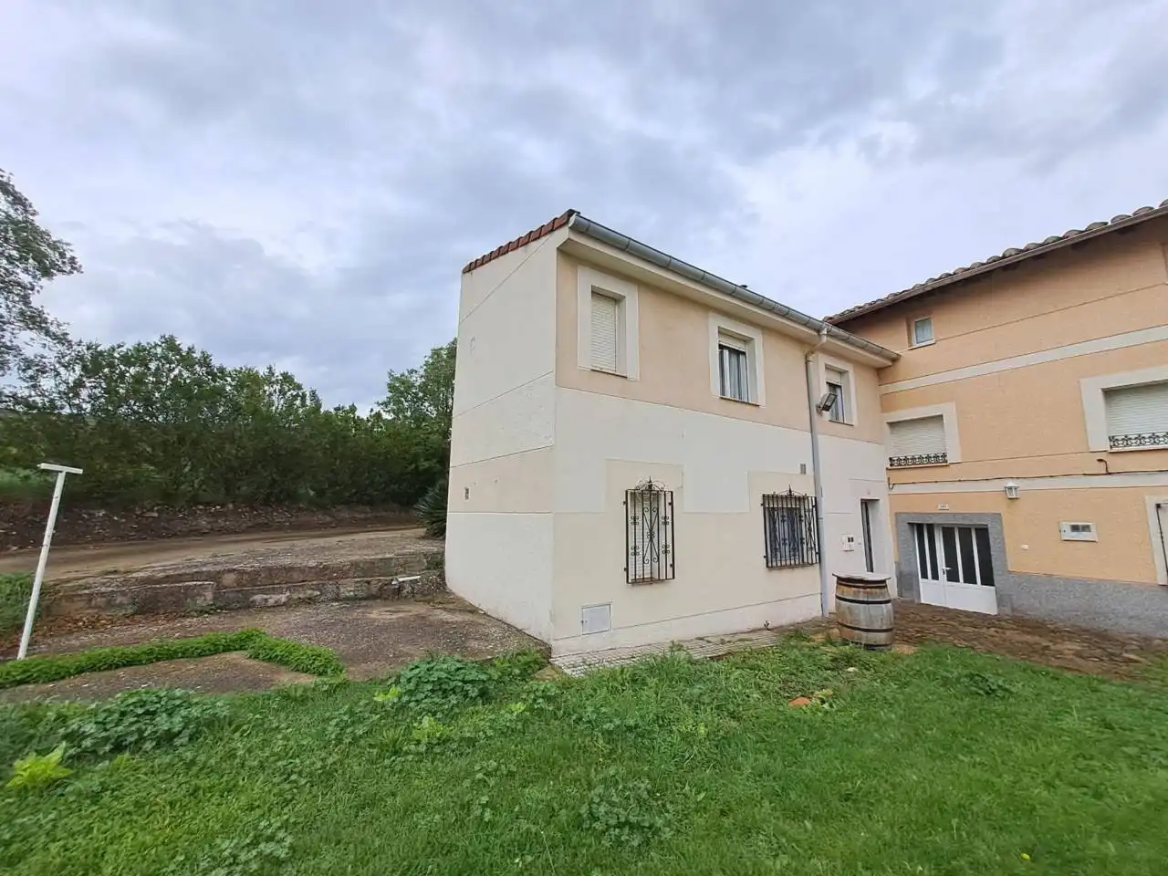 Vista exterior de Casa adosada en venta en Valle de Oca