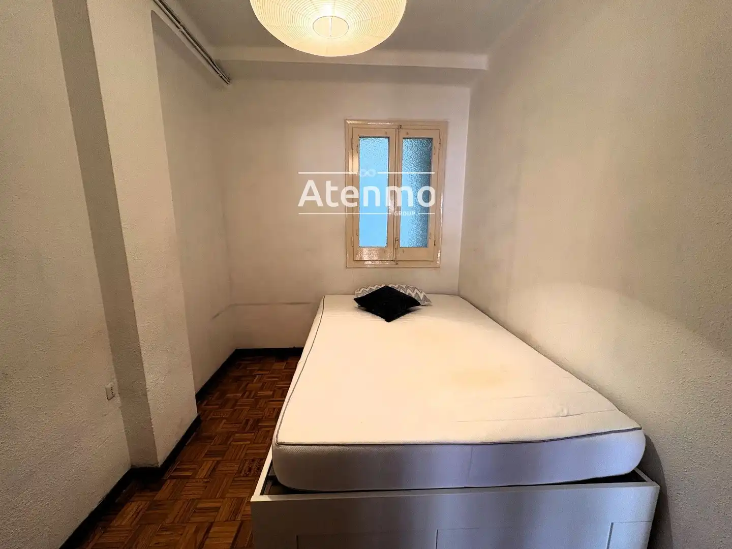 Schlafzimmer von Wohnung zum Verkauf in Barcelona mit Terrasse und Balkon