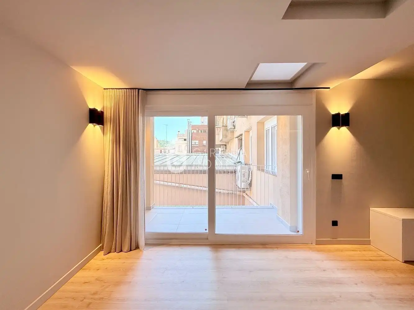 Wohnzimmer von Wohnungen zur Miete in Girona mit Klimaanlage, Terrasse und Möbliert