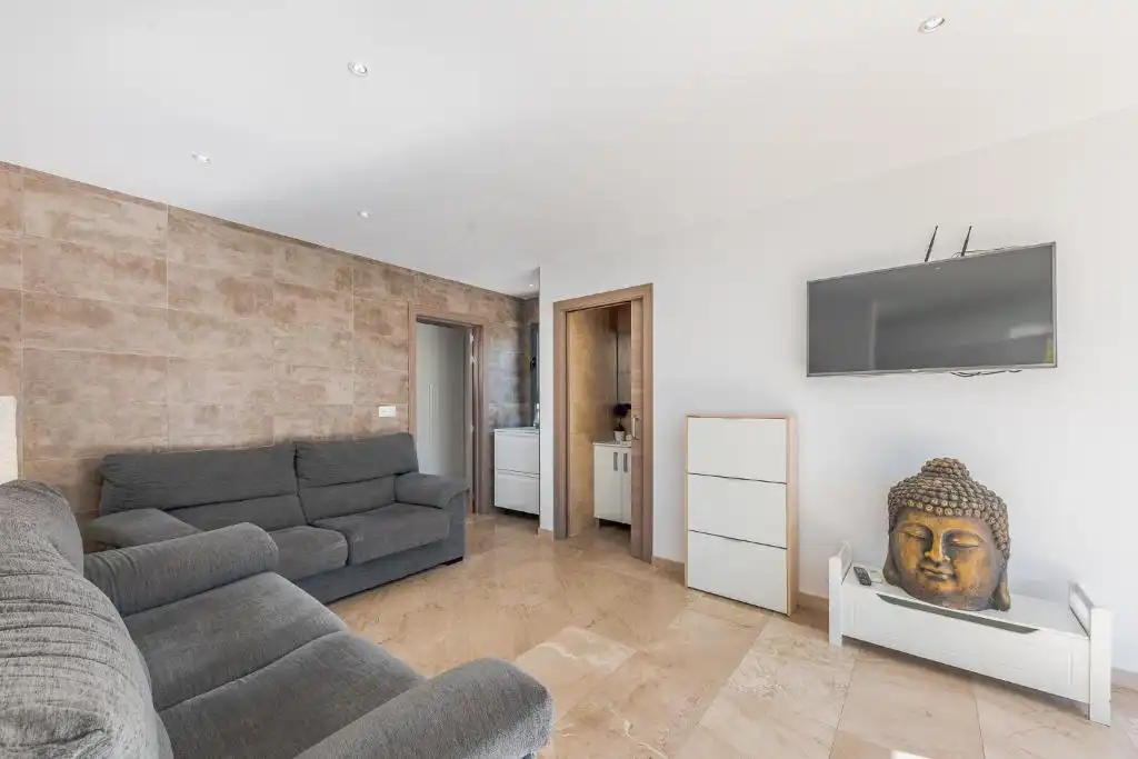 Sala d'estar de Casa o xalet en venda en Muro amb Aire condicionat, Jardí privat i Terrassa