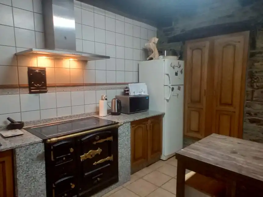 Kitchen of Houses for sale in Samos, Lugo