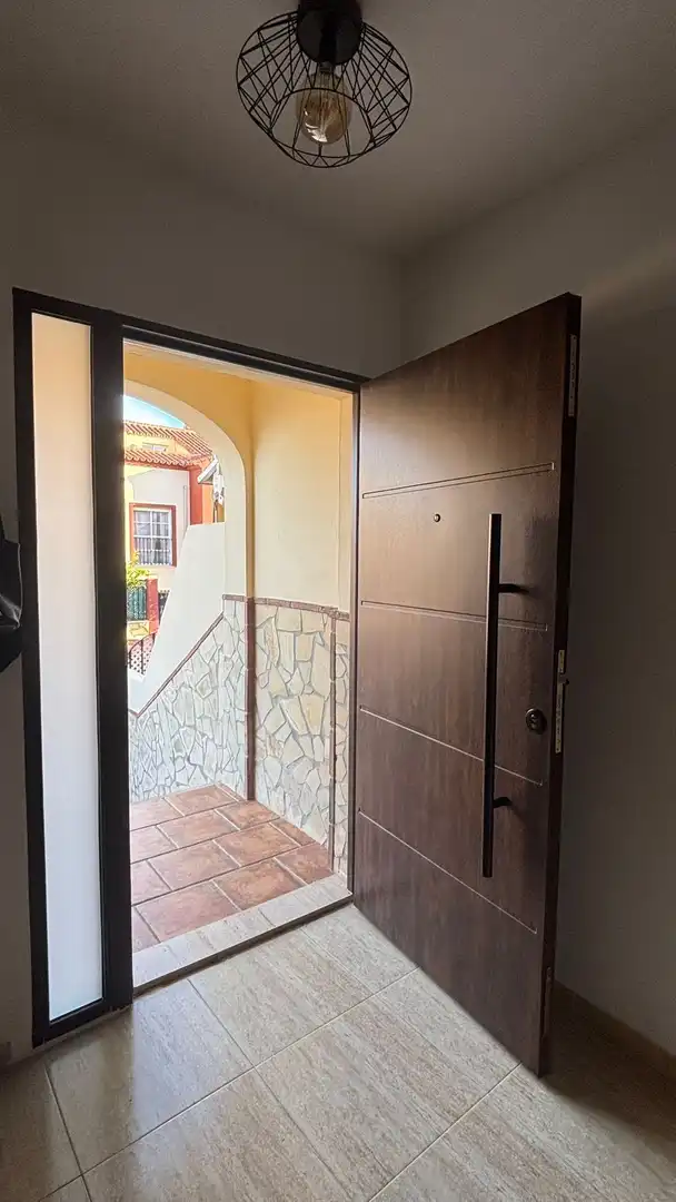 Casa adosada en venda en Vélez-Málaga amb Aire condicionat, Jardí privat i Terrassa