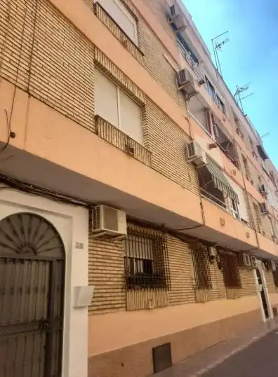 Erdgeschosswohnung zum Verkauf in Avenida de la Estación